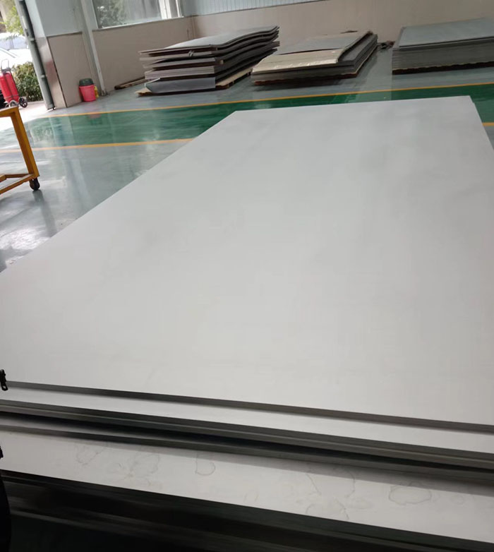 怎样利用热加工图优化钛合金的加工性能？